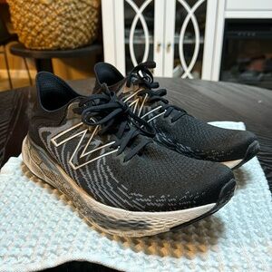 New Balance Men’s Fresh Foam 1080 V10 Running Shoes